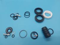 Sram  FORK SERVICE KIT - FULL SERVICE SOLO AIR (INCLUDES AIR SEALS, DAMPER SEALS & HARDWARE) - XC32/RECON SILVER B1
